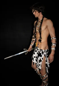 dirty-boss kullanıcısının Put on the outfit of the king of Papuans 1300 albümü -  fotoğraf