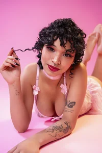 🌸Blow Kisses💨 de DaniCollinn_  5 Imagens