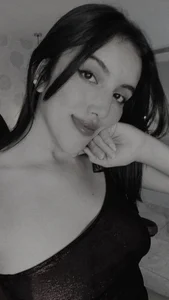 VENUSGREYS1 CUTE WOMAN Foto 7