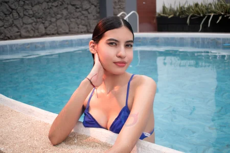 VanessaBochmy beautiful blue bikini图片 6