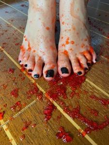 Hana_Boston Jelly on my feet Pic 7