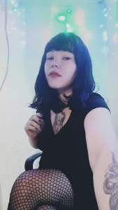 Moon_Thompson Public Immagine  8