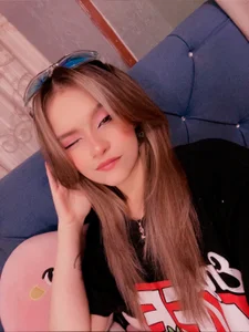 alyy_cut3 Public Pic 3