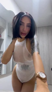 PeytonReeds Peyton in white 🌸 Immagine  4