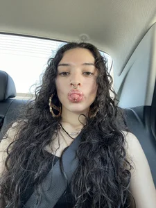 Pretty lil me