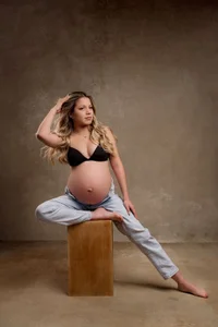 Blake_lee_ Pregnant Pic 4