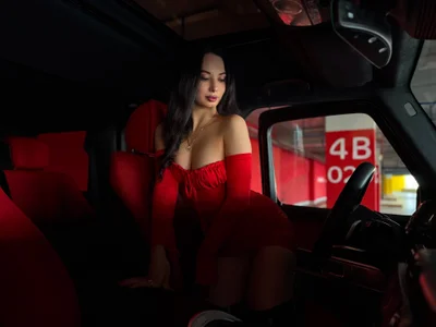 MiaBeckyThe Lady in red❤️ Bild 8