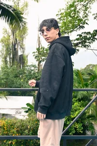 Nikolay_Gregori Pretty moments, wild thoughts 💭  4টি ছবি