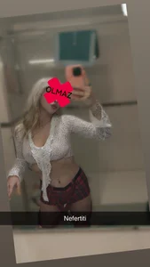 QuennNefertiti Public Foto 4