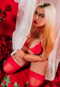 naomi_sanzの🌹 a rose for me 🌹の枚の写真