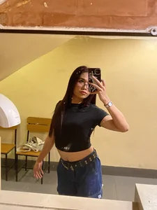 HottyClara Hello Hình 3