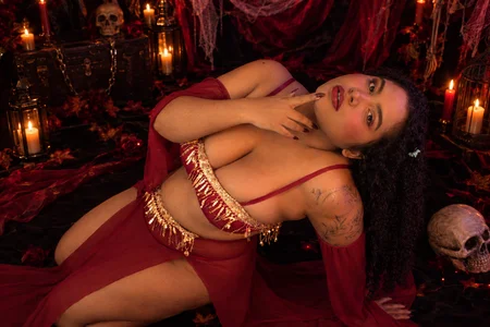 elena_wolff Would you dare to be my Halloween date? зображення 4