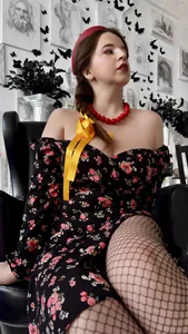 ElizabethBronks Will we play a romance about love? Billede 6