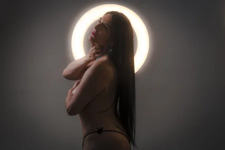 Giorgina_Simons kullanıcısının Light Ring 💫💫💫 albümü -  2 fotoğraf