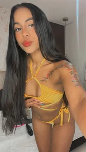 Beautiful, smiling in a yellow swimsuit 💛 ภาพเซ็กส์ 2 รูปของ RubyMonroe_