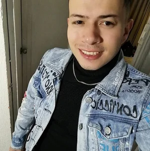 AntonellaAndMao Public Pic 2