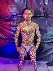 josua_smith body paint Pic 9