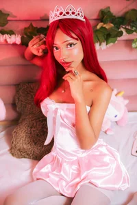 Elaisaprincess pretty little princess 🖤👑 Gambar 6