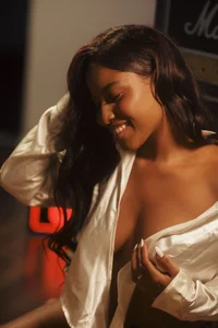 selena_monroy A luxury dessert you can't resist🖤 รูป  7