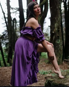 And if the sun shines because it's old. de VelvetKiM_91  2 Imagens