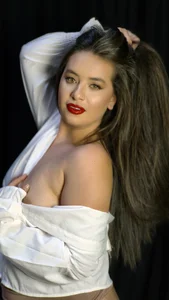 Abby__Smith___ SEXY GIRL WITH GREEN EYES🥵🌡️ Pic 3