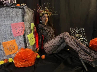 Trick or treat 🎃❤️‍🔥💀 od dafne_queenn  3 snímek