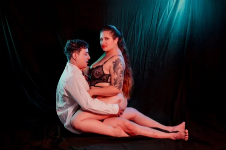 Action_Couple Make me yours Pic 3