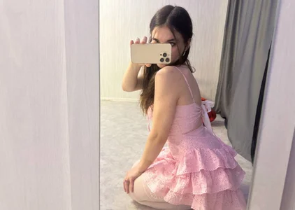 JeniceSourwine 🌸 Soft & sweet. Pic 2