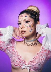 Laukyubey1 tender and dazzling 💗🦋 Foto 4