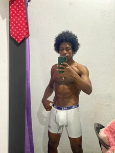 Larry-n-clouds White 🚀🍆🔥🔥 Billede 2