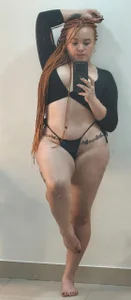 alice_rodman Can u help me with completed 1.000 likes 🙊🤗 圖片 9