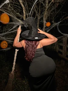 Happy Halloween to everyone, come and enjoy this dark night de linda_swett  6 Imagens
