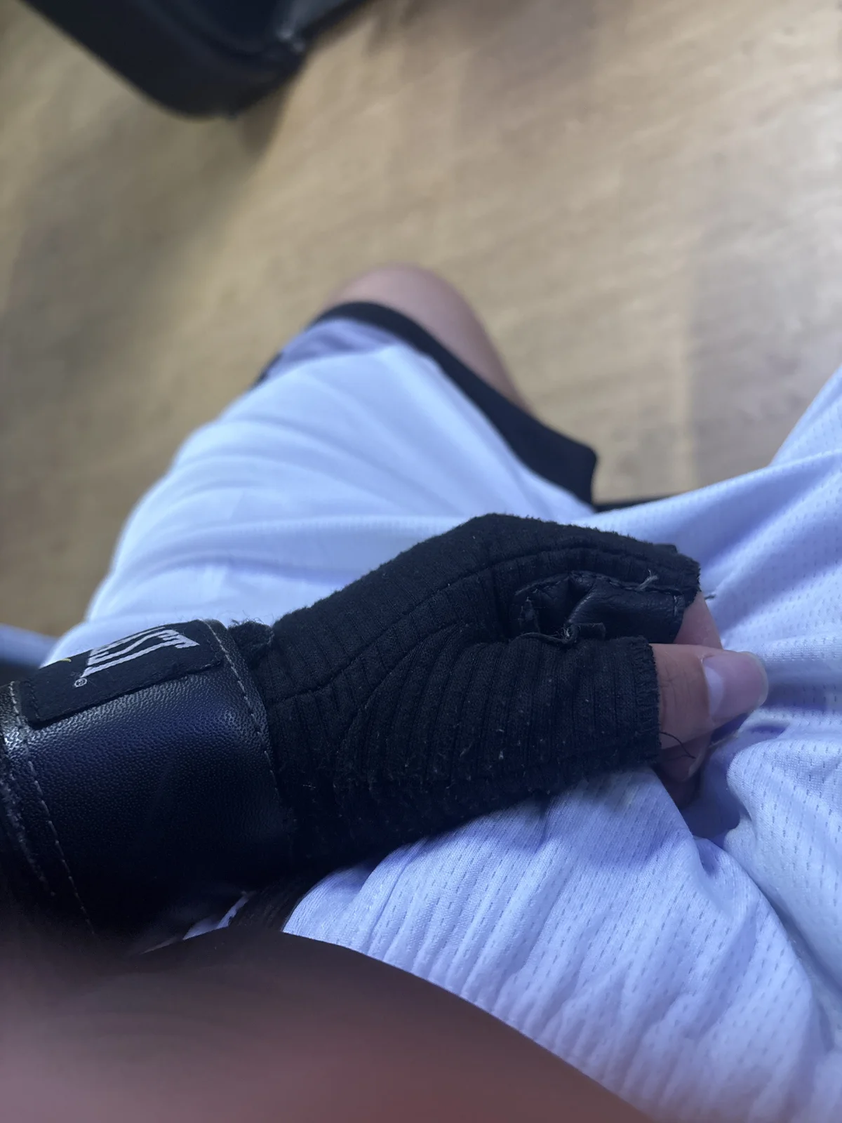 ARON_LUXX 님의 트렌드 중인 사진  6186개