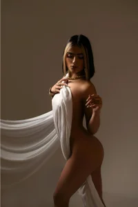 LuisaJonnes_ 🔥 صورة واحدة|LuisaJonnes_ 🔥 صورتان|LuisaJonnes_ 🔥  4 صور|LuisaJonnes_ 🔥  4 صورة