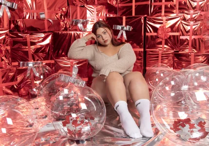 YuliCardona_ Christmas 2024🎄✨ Poză 2