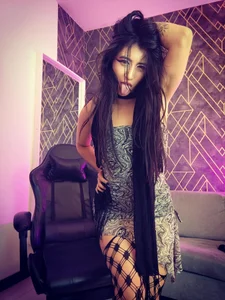 It doesn't matter🖤 de Tahara_Romanov  2 Imagens
