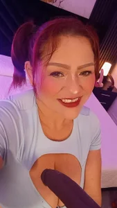 Aliyahsstone 🔥 😈💋 Hey daddy… stay close… this gets intense 💦🔥 รูป  3