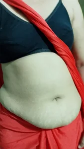 Niharika_telugu143のSaree with braの 4枚の写真