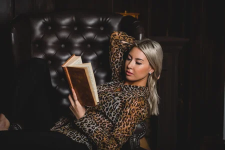 VictoriaTiger Public Pic 2