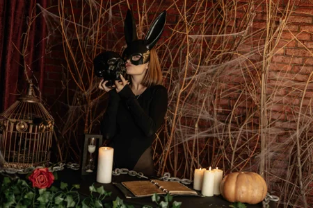 BritnieCute Your mysterious witch Pic 2