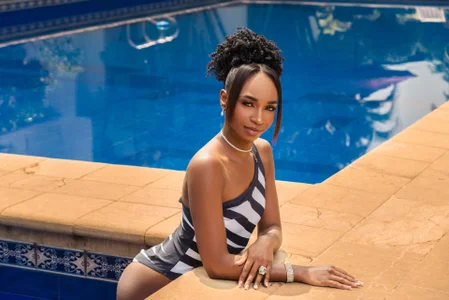 Agatha-Adams I like summer صورة واحدة|Agatha-Adams I like summer صورتان|Agatha-Adams I like summer  صور|Agatha-Adams I like summer  صورة