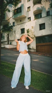 MartinaDean 🤎Street💜 Pic