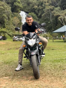 Marco_Vega: Wild Route🏍️🌿 ( 2 фото)