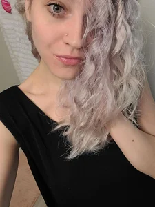 ScarletsWeb Public Foto 3