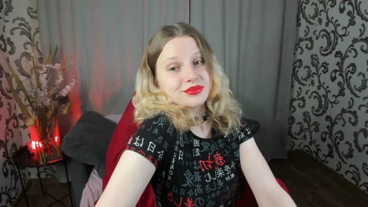 _Hidden_Charm Public . fénykép