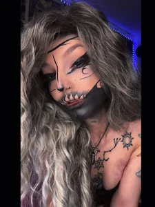 MoonAgnesの😈の 4枚の写真