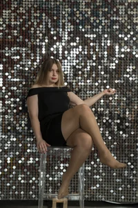 FioraMarmoris I'm waiting for the red carpet Pic 3