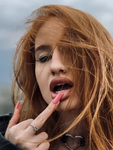 DorothyGilbert1 Windy day Immagine  6