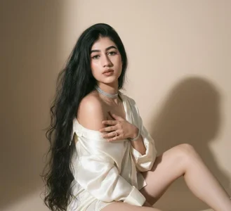 Julix_A You like me? صورة واحدة|Julix_A You like me? صورتان|Julix_A You like me?  صور|Julix_A You like me?  صورة