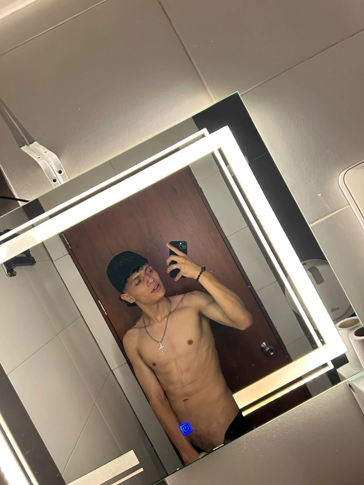 Foto em tendência de Hydan_ 8372